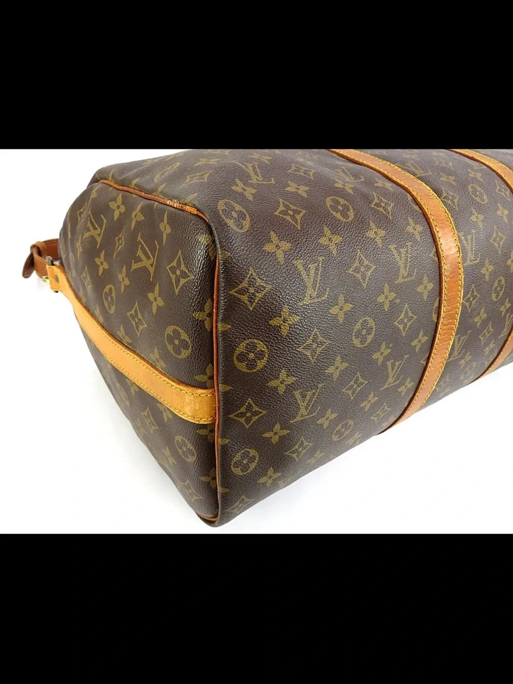 Louis Vuitton distinctive monogram